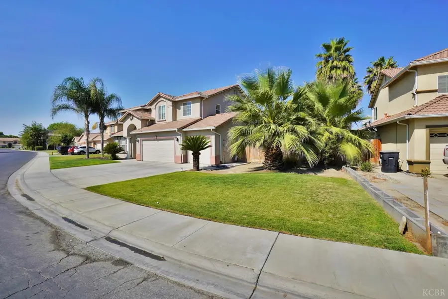 1095 Paradise Drive, Lemoore, CA 93245 - Image #3