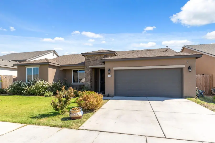 1857 S Red Rock Drive, Hanford, CA 93230 - Image #2