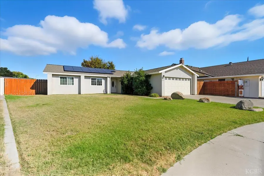 2123 Cottonwood Court, Hanford, CA 93230 - Image #3