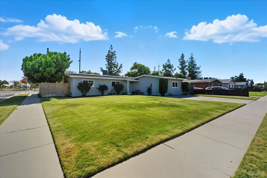 1405 Arthur Street, Hanford, CA 93230 - Image #3