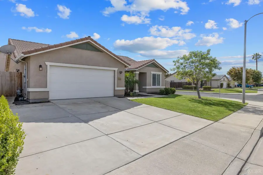 2021 W Hampton Drive, Hanford, CA 93230 - Image #3