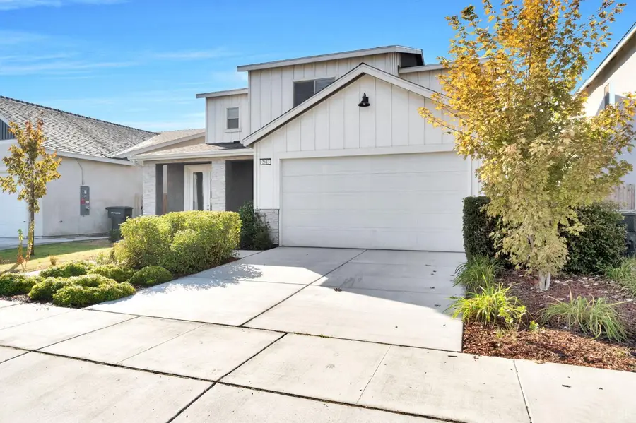 2613 W Mallard Lane W, Hanford, CA 93230 - Image #3