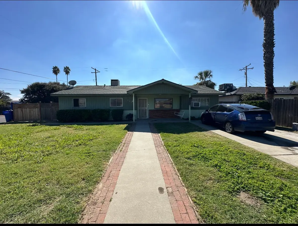 10949 Hume, Hanford, CA 93230 - Image #1
