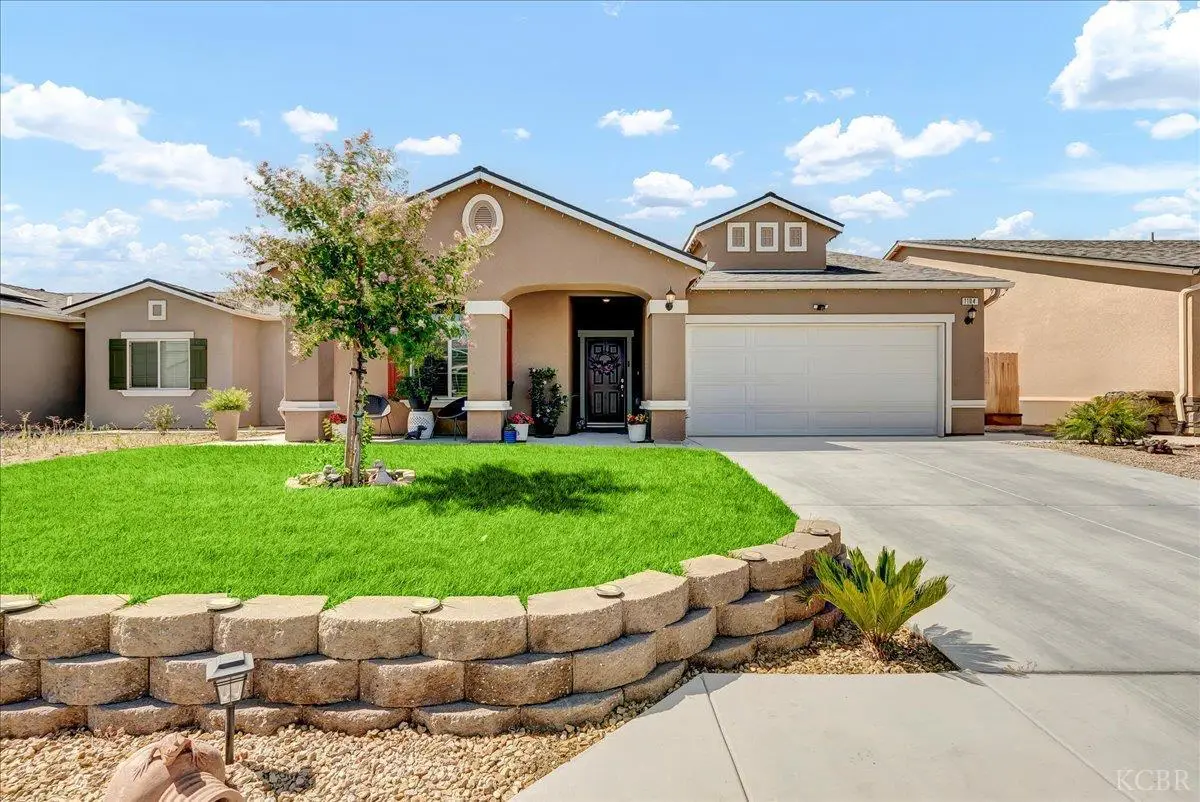 1104 E Ventura Street, Avenal, CA 93204 - Image #1