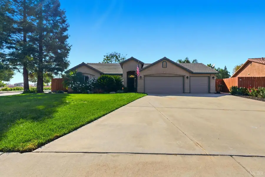 2431 S Cedar Street, Visalia, CA 93292 - Image #3