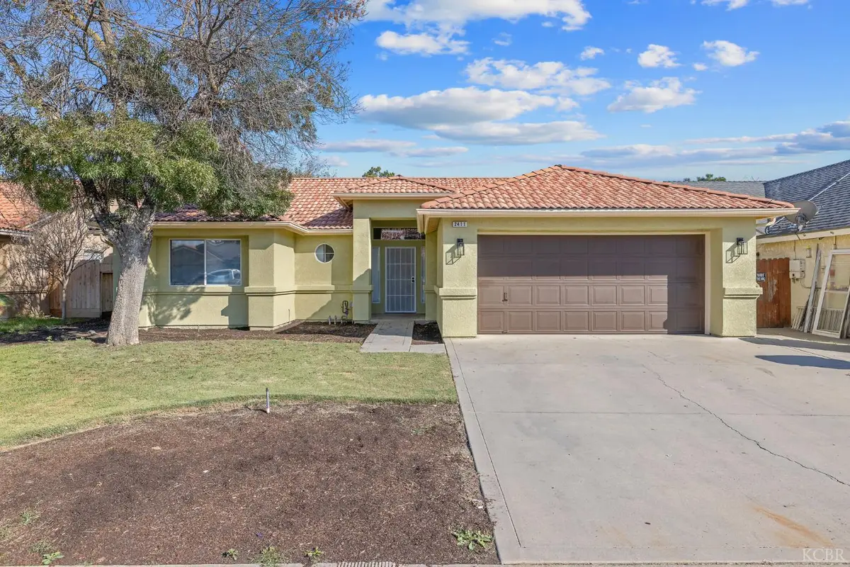 2411 Cottonwood Drive, Hanford, CA 93230 - Image #1