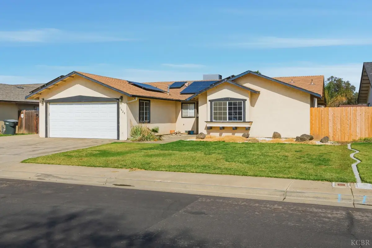 1028 Hayes Way, Hanford, CA 93230 - Image #1
