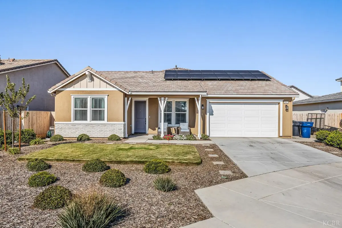 3012 Sand Hills Avenue, Tulare, CA 93274 - #1