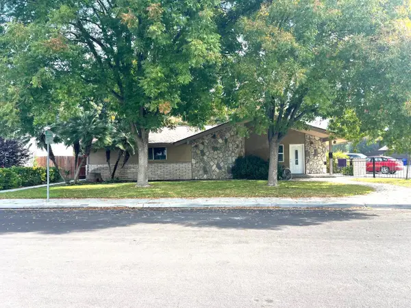 1021 Claire Avenue, Corcoran, CA 93212