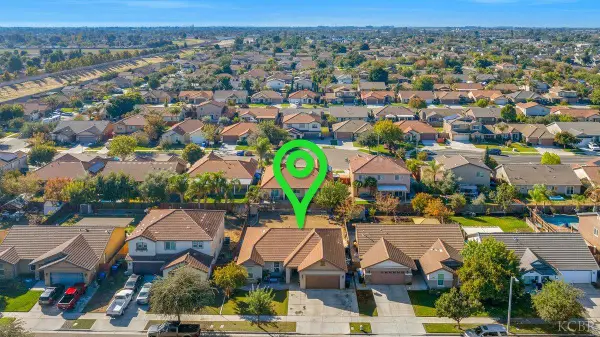 1379 W Ambassador Way, Hanford, CA 93230