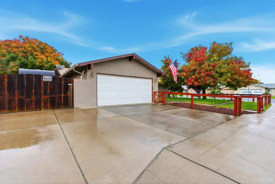 1438 Indianapolis Ave, Clovis, CA 93611 - Image #2