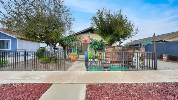110 W Owens Avenue, Tulare, CA 93274