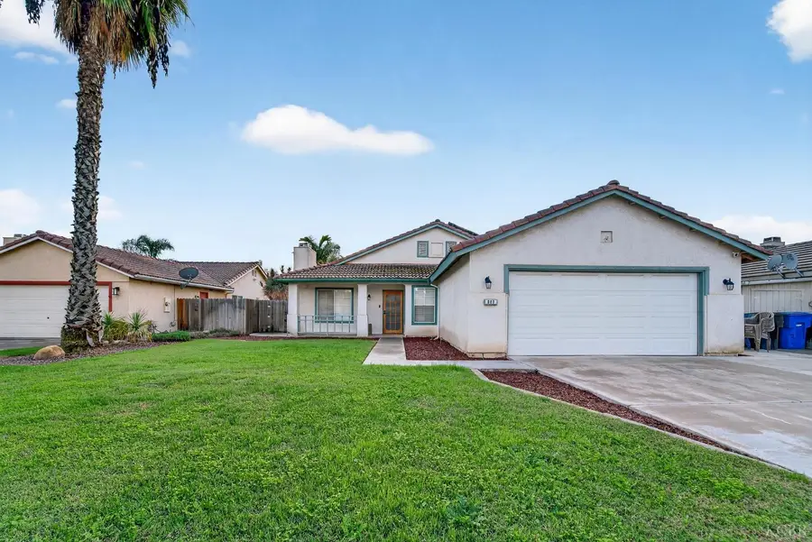 907 E Palm Drive, Hanford, CA 93230 - Image #3