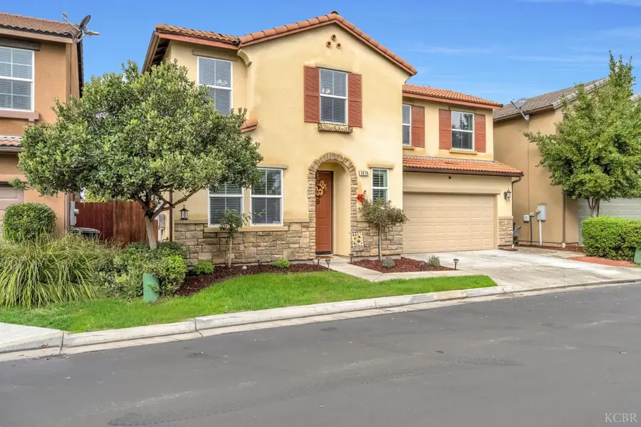 2470 Chardonnay Place, Hanford, CA 93230 - Image #3