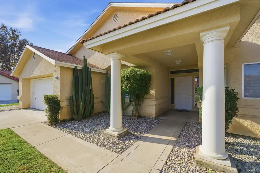 2440 Ashwood Court, Hanford, CA 93230 - Image #3