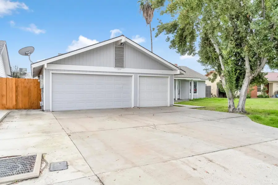 1359 Acacia Court, Lemoore, CA 93245 - Image #3
