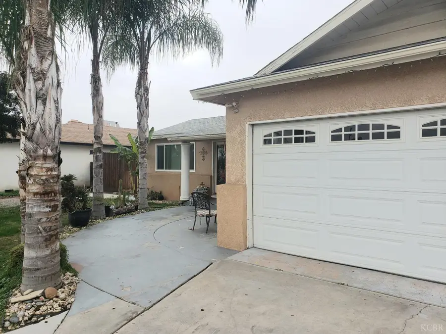 150 W Deodar Lane, Lemoore, CA 93245 - Image #3