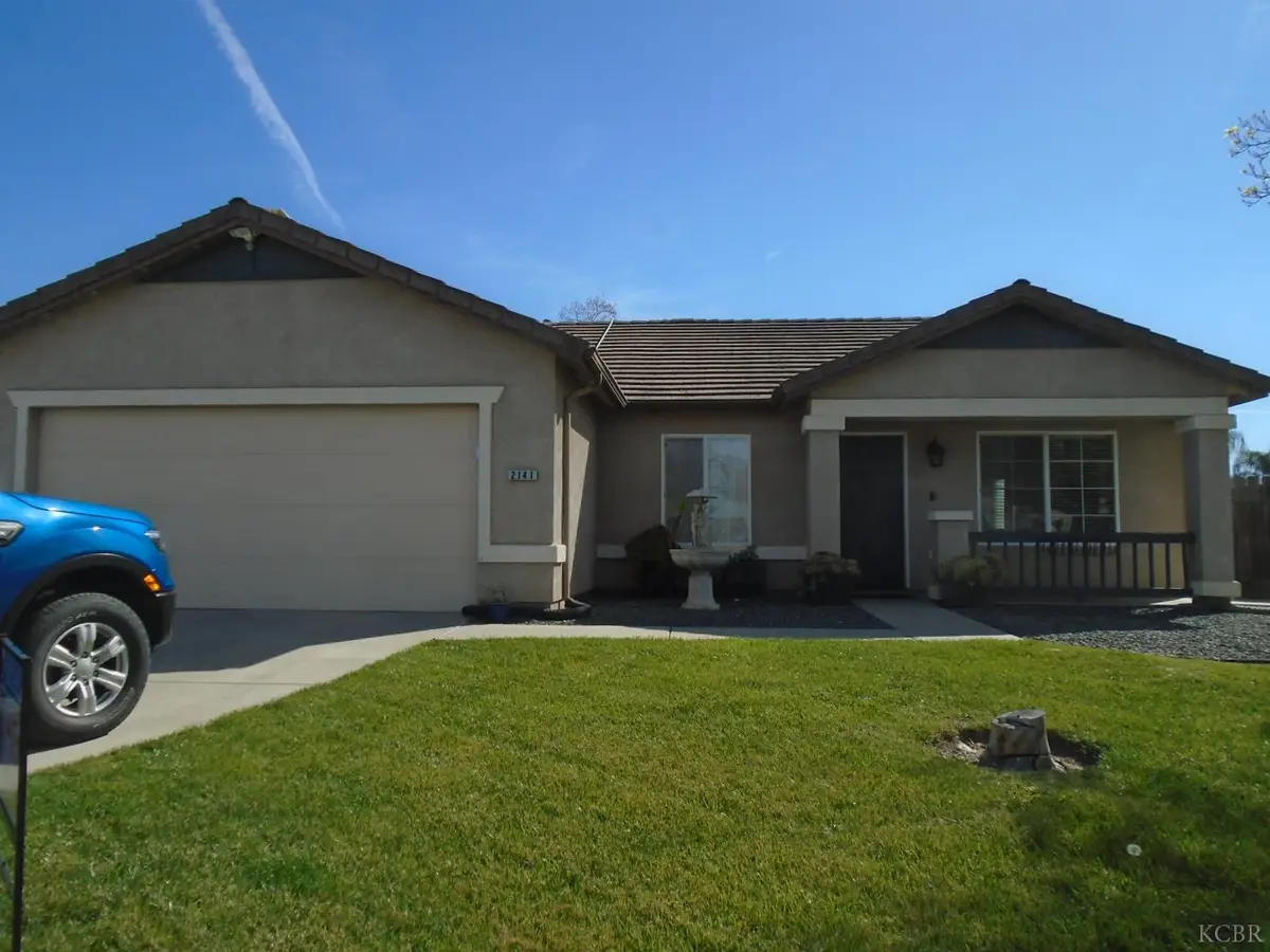 2141 W Hampton Drive, Hanford, CA 93230 - #1