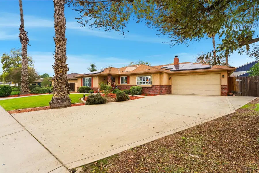 2710 Aspen Street, Hanford, CA 93230 - Image #3