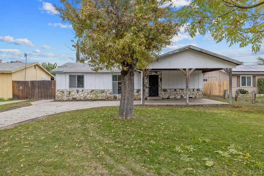 215 Lombardy Lane, Lemoore, CA 93245 - Image #2