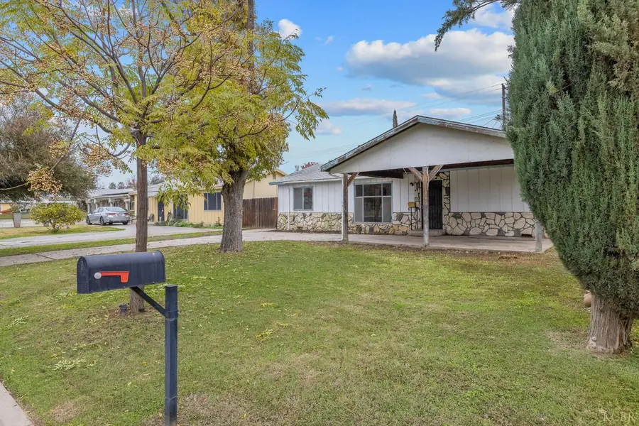 215 Lombardy Lane, Lemoore, CA 93245 - Image #3