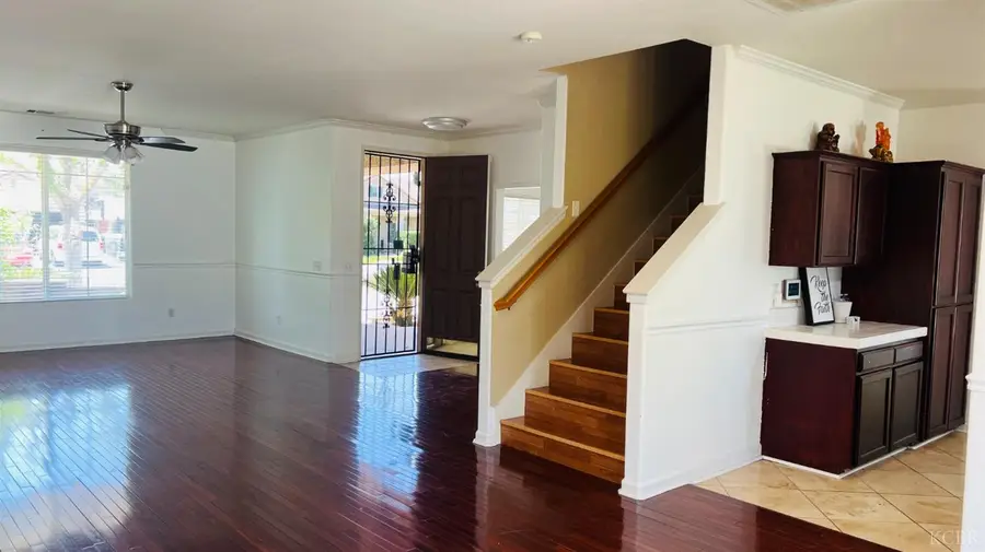 1950 W Rio Hondo Way, Hanford, CA 93230 - #3