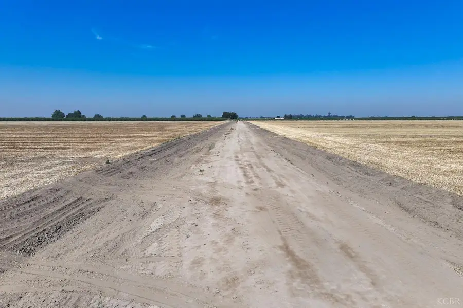 8050 15th Avenue, Hanford, CA 93230 - Image #3