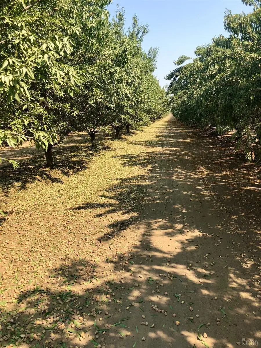 6900 Grangeville Boulevard, Hanford, CA 93230 - Image #2