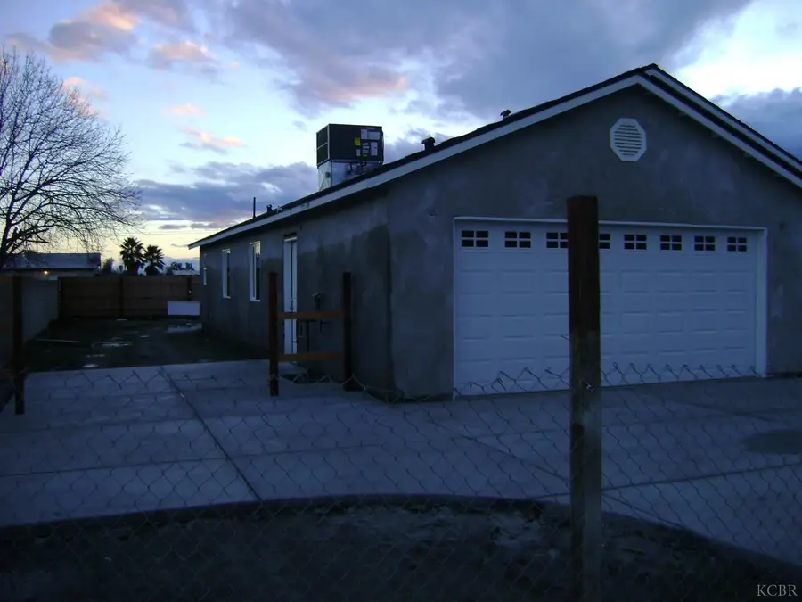 2615 Gable Avenue, Corcoran, CA 93212 - Image #2