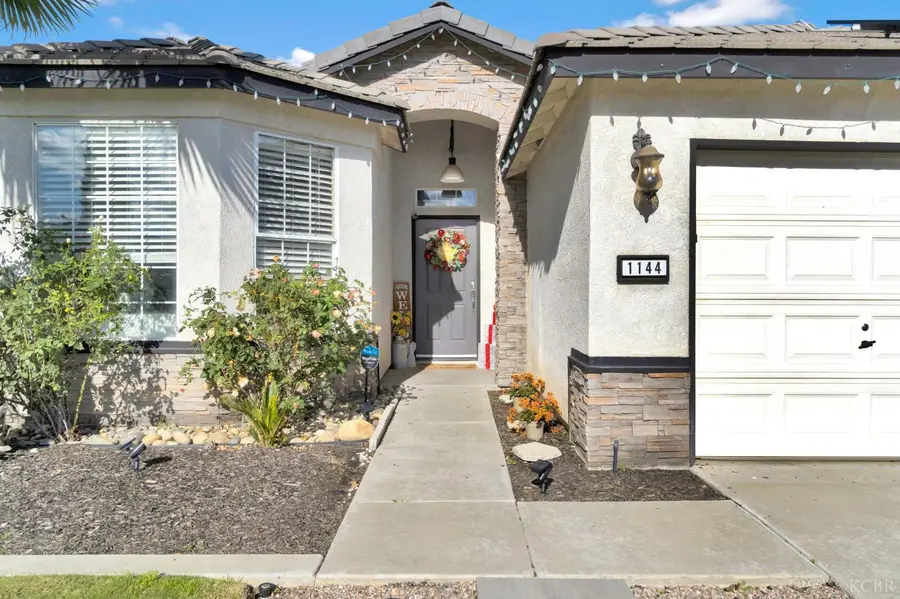 1144 W Orange Street, Hanford, CA 93230 - Image #2