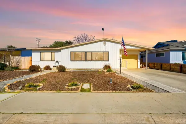 2634 W Iris Avenue, Visalia, CA 93277