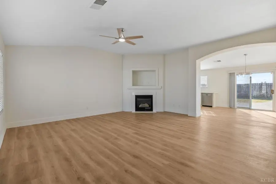 1459 Chimney Way, Lemoore, CA 93245 - Image #3