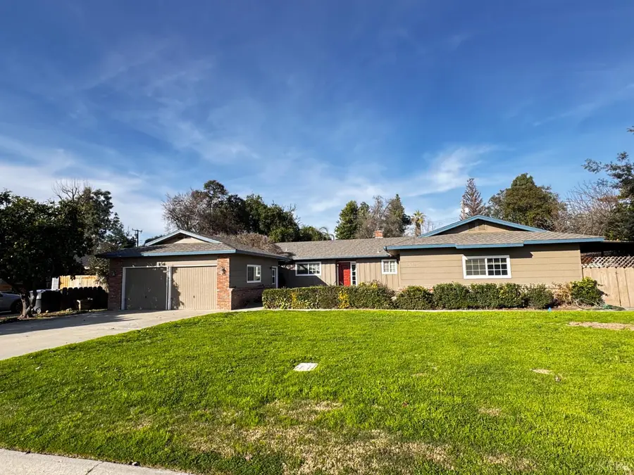 3146 W Harvard Avenue, Visalia, CA 93277 - Image #2