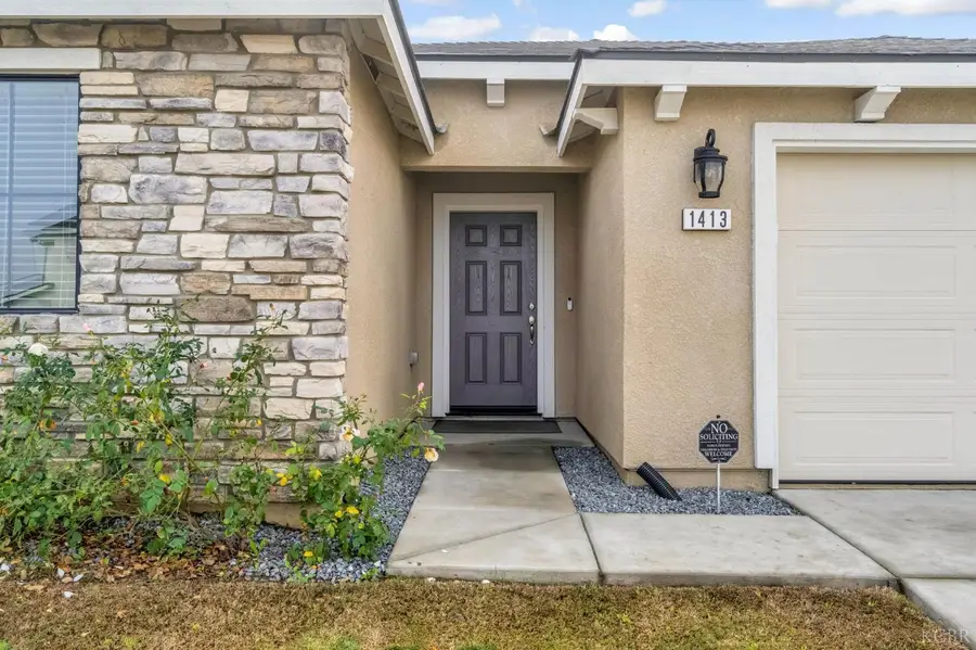 1413 S Autumn Breeze Court, Hanford, CA 93230 - Image #2