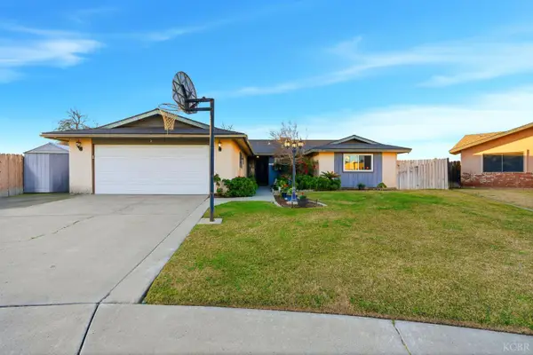 2134 Oakwood Court, Hanford, CA 93230