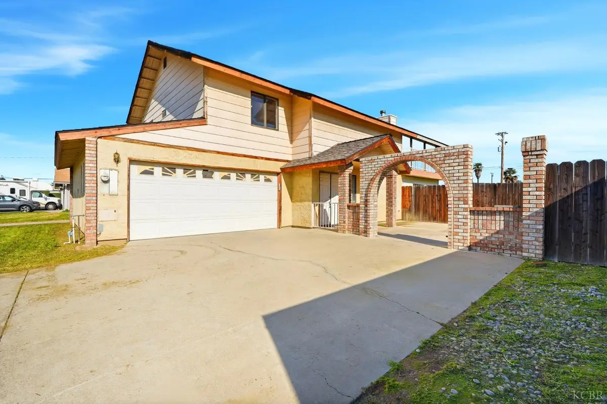 1939 Theresa Avenue, Hanford, CA 93230 - Image #1