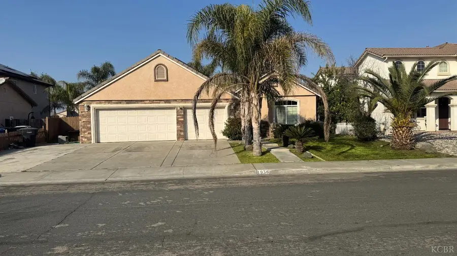 1936 W Heather Lane W, Hanford, CA 93230 - Image #2