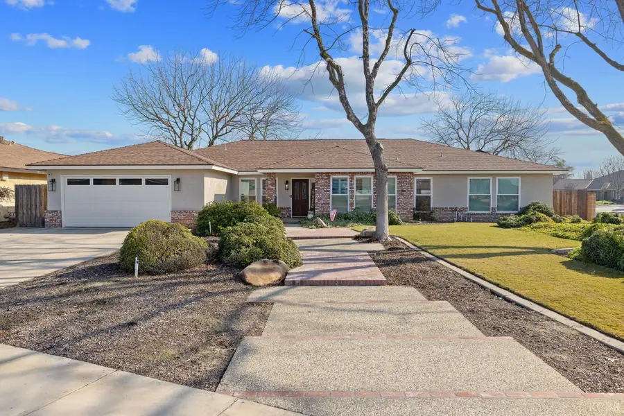 2557 Chestnut Street, Hanford, CA 93230 - Image #2