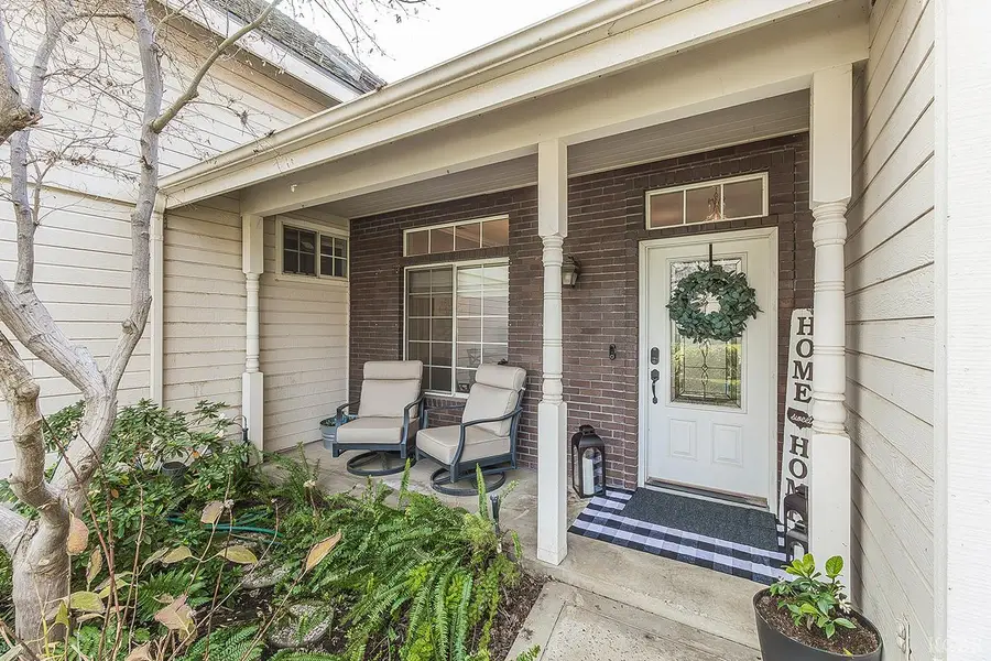 2409 SE Cottonwood Circle, Visalia, CA 93277 - #3