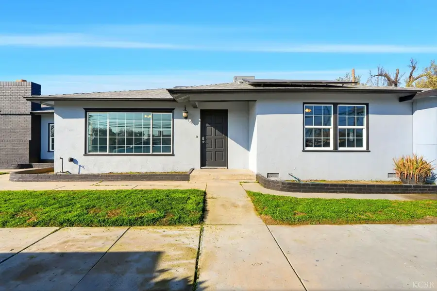 100 W Terrace Drive, Hanford, CA 93230 - #3