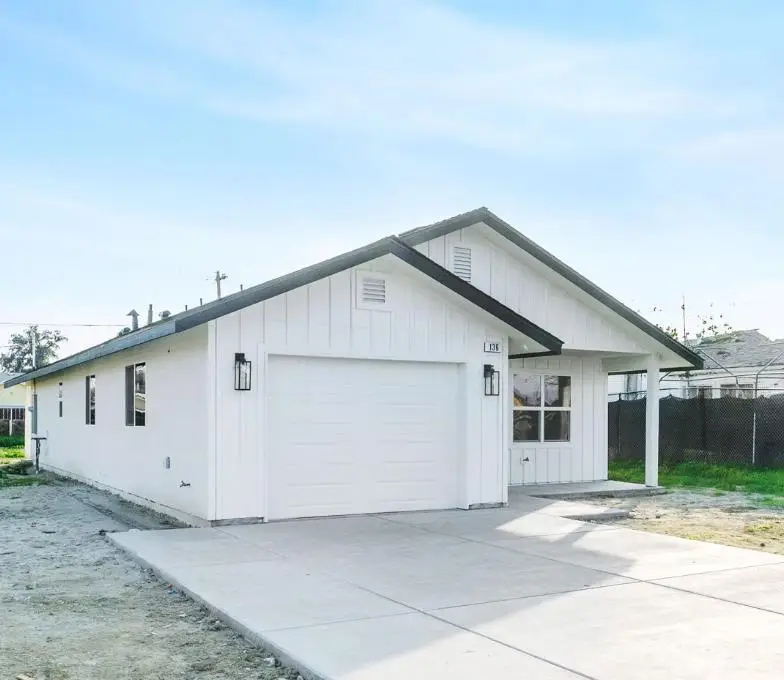 136 Coolidge Street, Coalinga, CA 93210 - #3