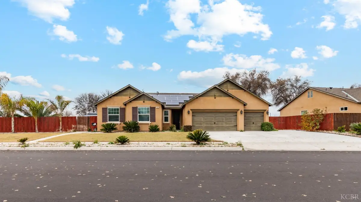 863 Legacy Drive, Lemoore, CA 93245 - #1