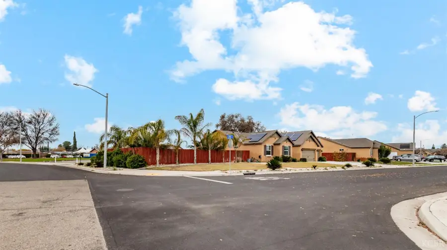 863 Legacy Drive, Lemoore, CA 93245 - #2