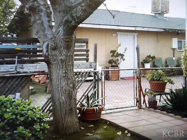 128 E Mariposa Street, Avenal, CA 93204 - #2