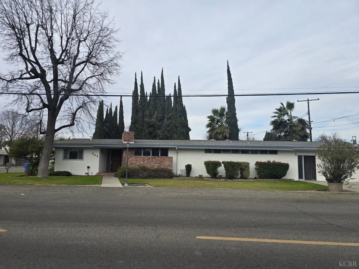 222 Mccreary Avenue, Hanford, CA 93230 - #1