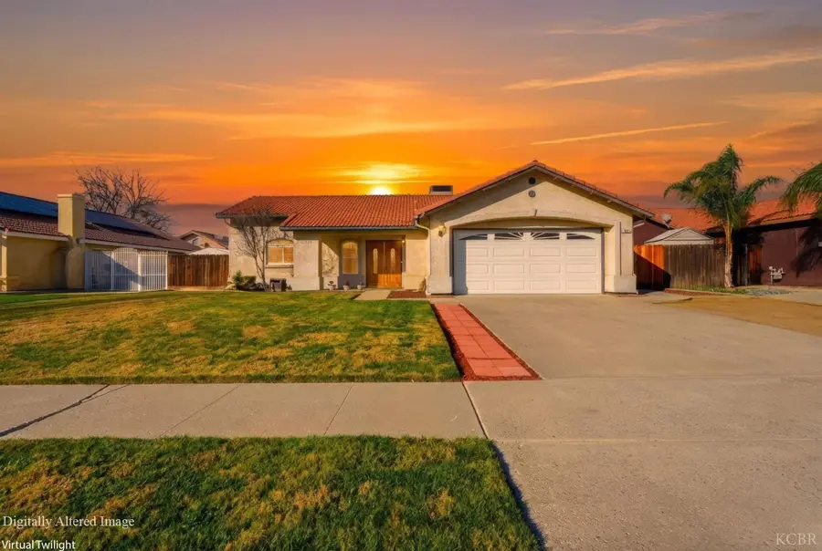 952 Scotland Street, Lemoore, CA 93245 - #2