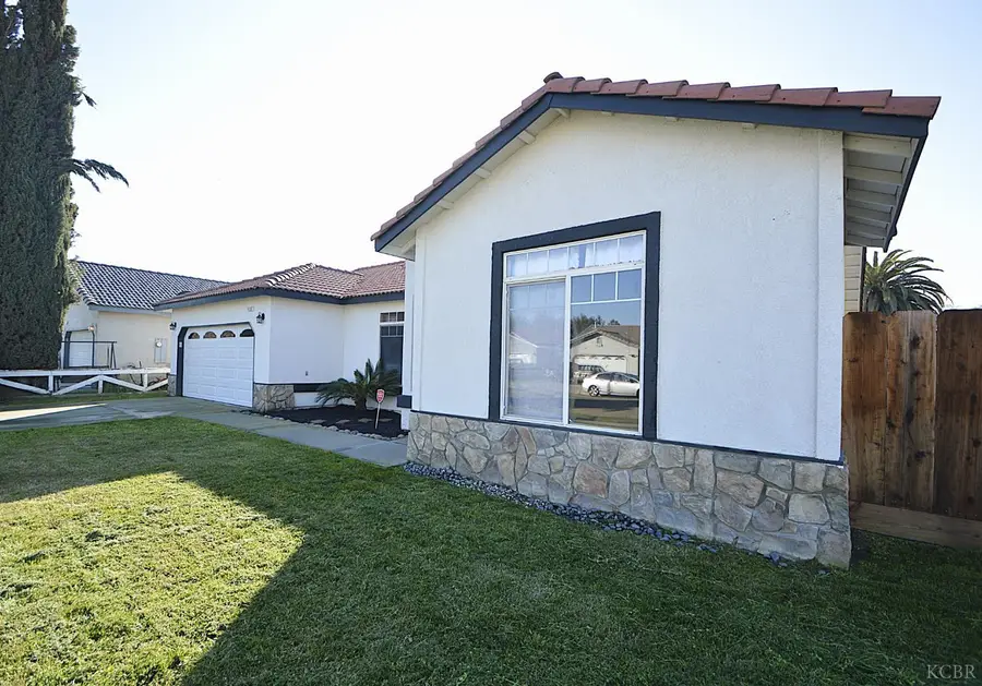 1133 Cousins Court, Lemoore, CA 93245 - #3