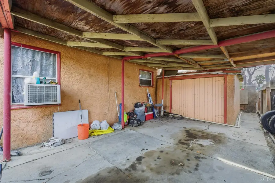 416 E Mariposa, Avenal, CA 93204 - #3