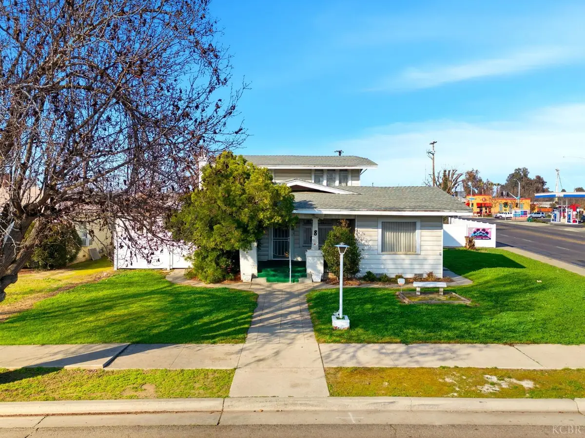 8 C Street, Lemoore, CA 93245 - #1