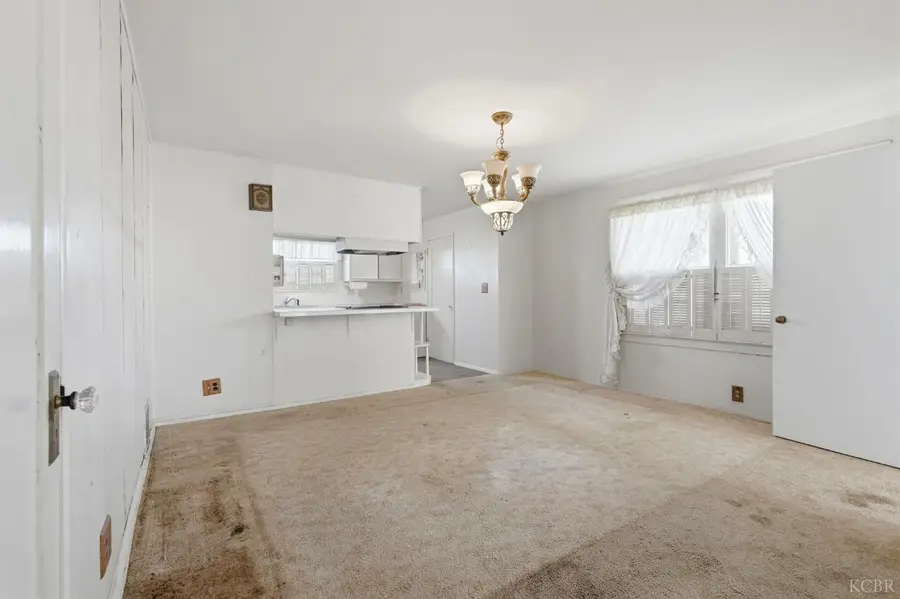 8 C Street, Lemoore, CA 93245 - #3